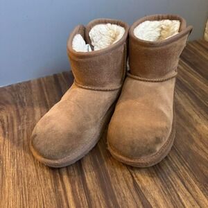 UGG Classic Mini‎ Short Sherpa Chestnut tan Booties Boots size girls 13